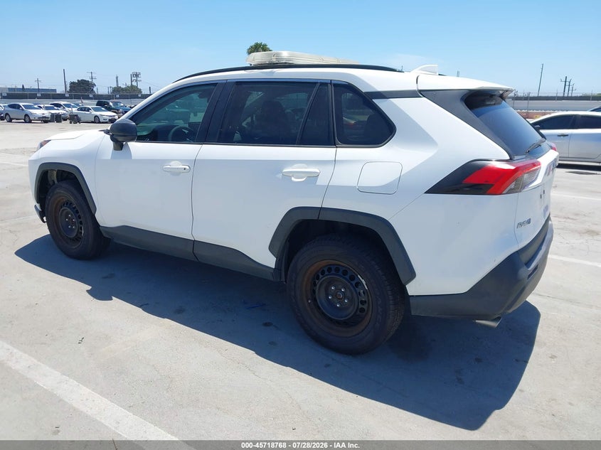 Vin: 2t3f1rfv7mc179378, lot: 46217452, toyota rav4 le 20213