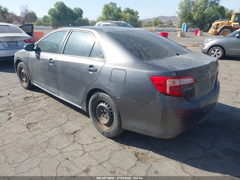 2014 TOYOTA CAMRY auction photo 3