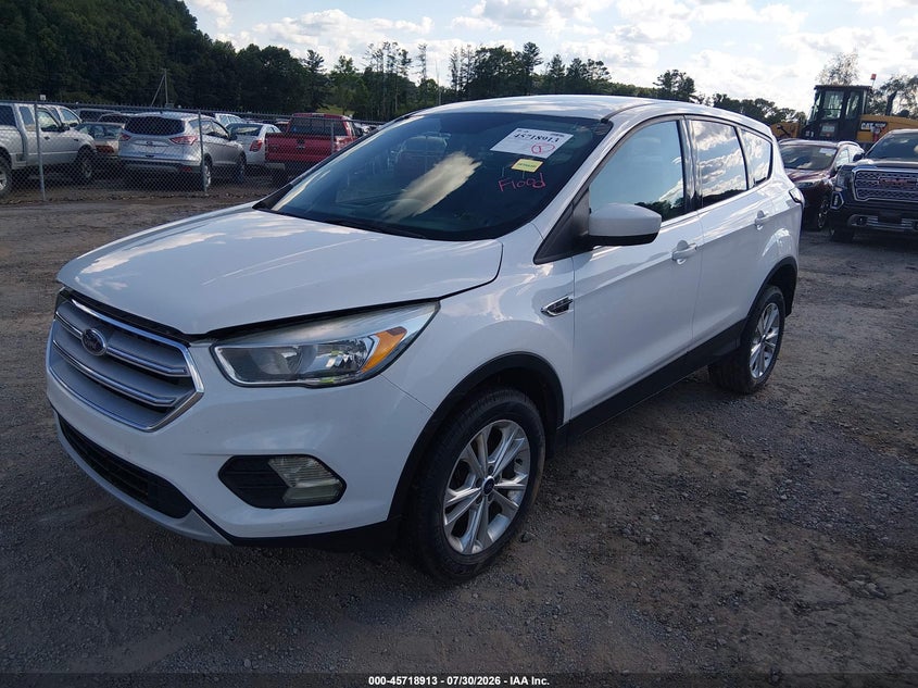 Vin: 1fmcu9gdxhud43316, lot: 46217595, ford escape se 20172