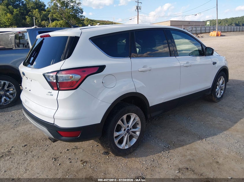 Vin: 1fmcu9gdxhud43316, lot: 46217595, ford escape se 20174