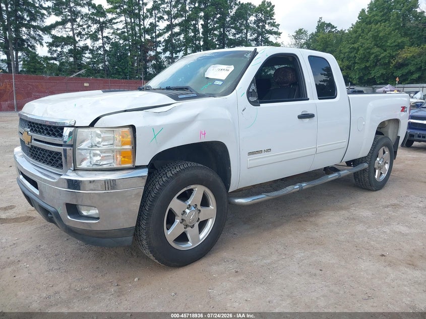 2013 Chevrolet Silverado, Front End, IAAI, VIN 1GC2KXC84DZ325099 — photo 2