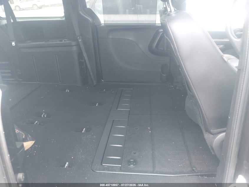 2019 DODGE GRAND CARAVAN auction photo 8