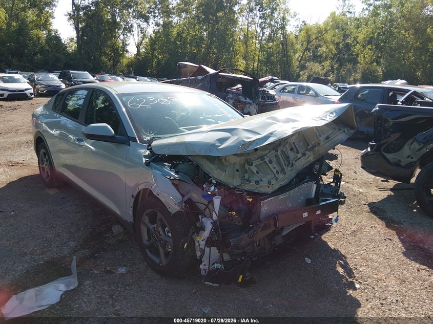 2026 KIA K4 auction photo 6