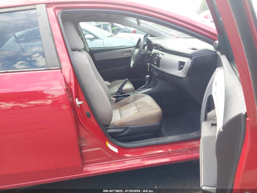 2015 TOYOTA COROLLA auction photo 5