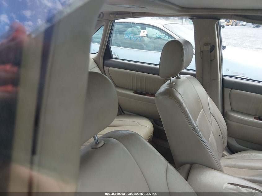 2004 TOYOTA AVALON auction photo 5