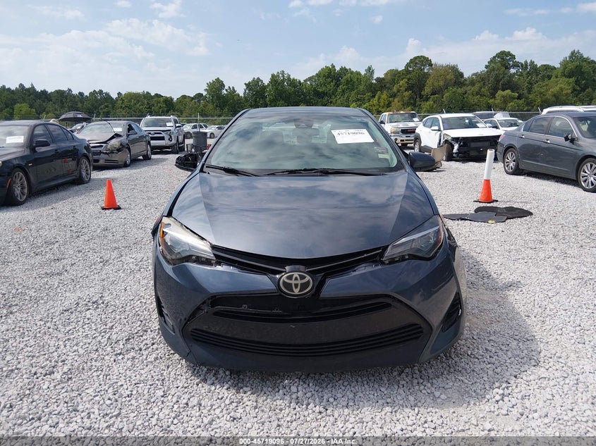 TOYOTA COROLLA - zdjęcie 12