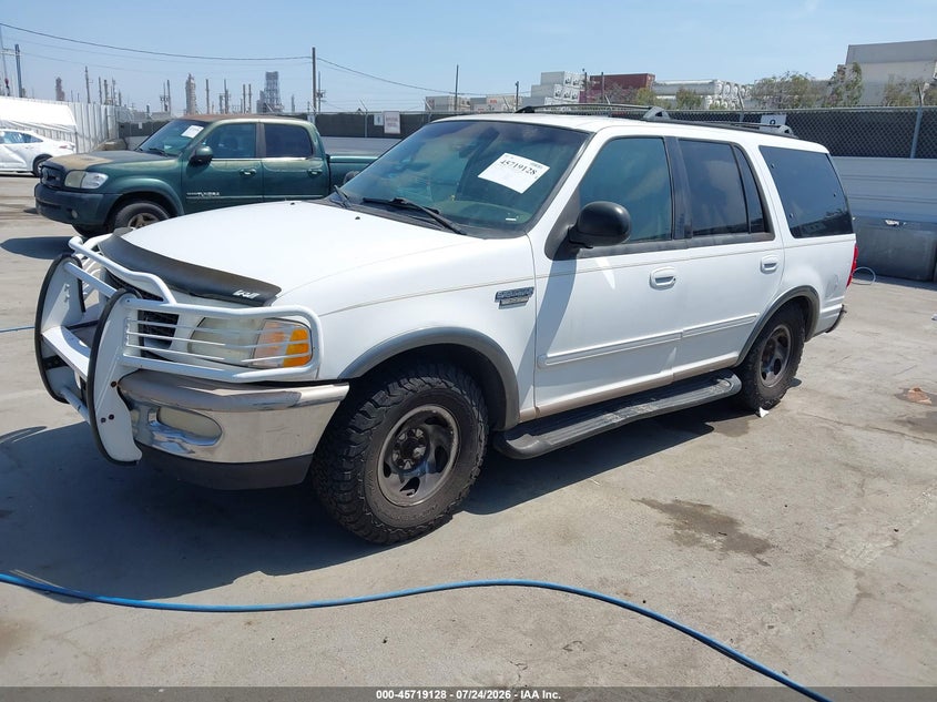 1997 Ford Expedition, Обычный износ, IAAI, VIN 1FMEU17L0VLB83403 — фото 2