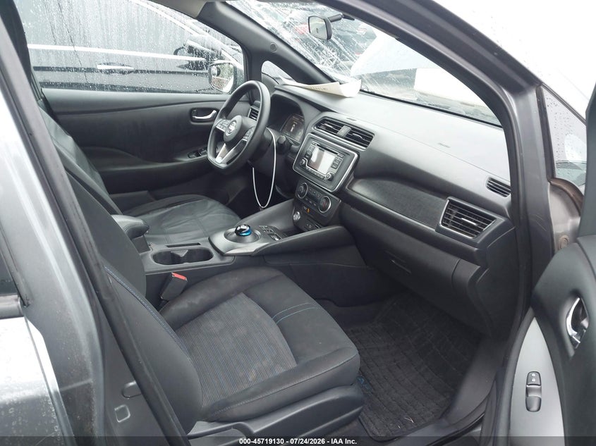 2018 NISSAN LEAF auction photo 5