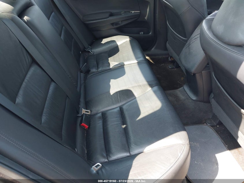 2011 HONDA ACCORD auction photo 8