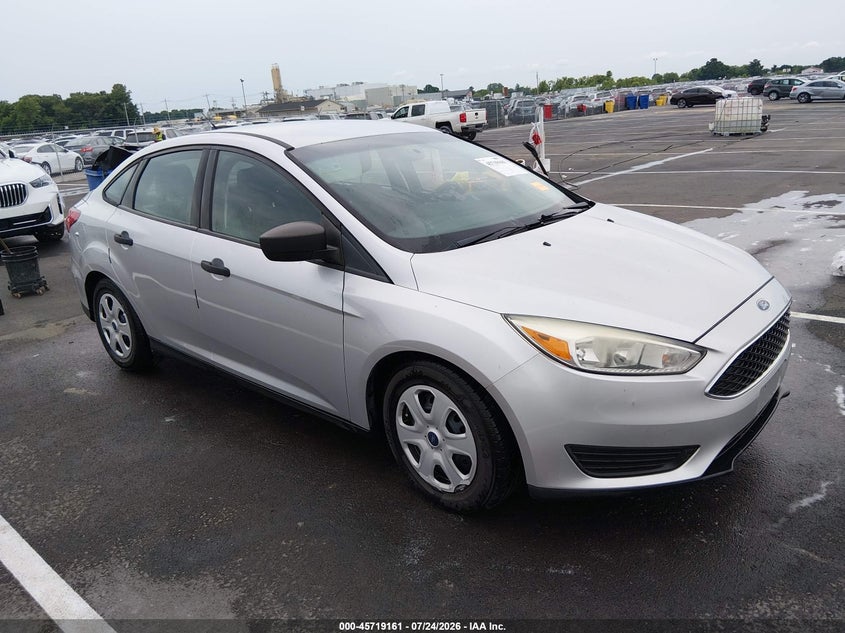 Vin: 1fadp3e22fl264262, lot: 46217844, ford focus s 2015 img_1