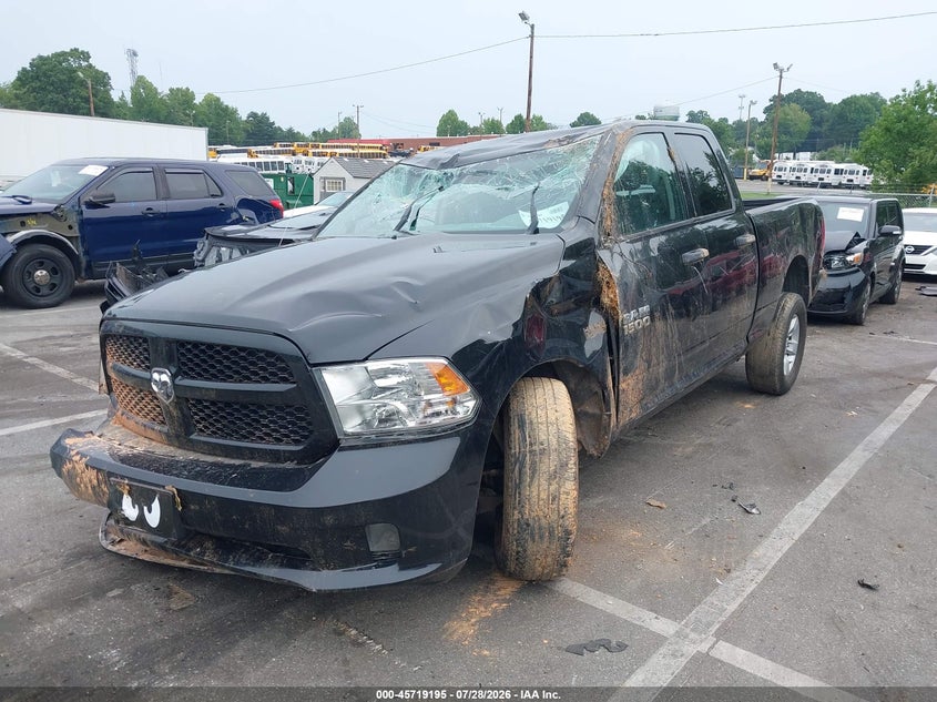 Vin: 1c6rr7ft5js328082, lot: 46217877, ram 1500 express  4x4 6'4 box 20182