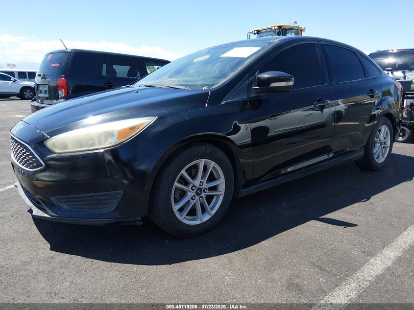 Vin: 1fadp3f21hl279367, lot: 46217888, ford focus se 20172