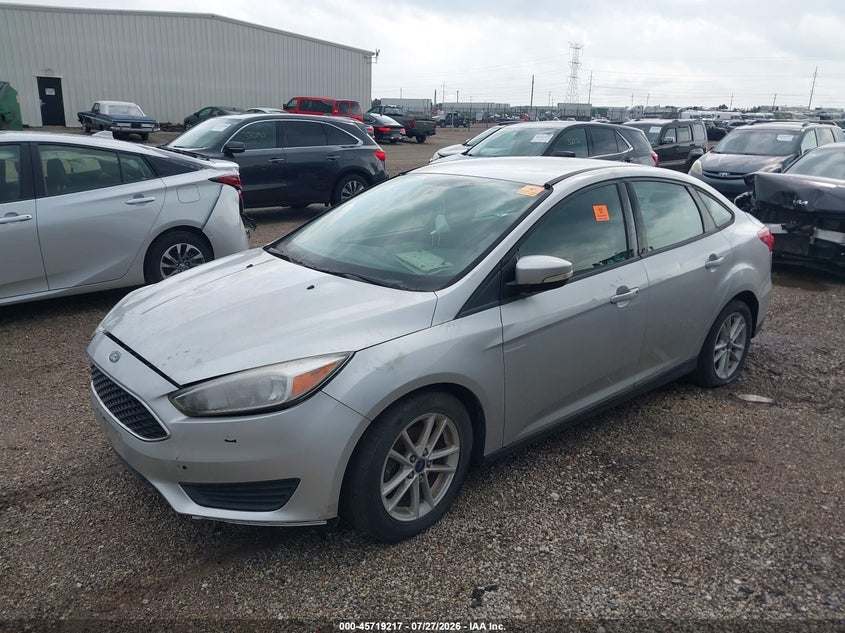 Vin: 1fadp3f2xhl327724, lot: 46217899, ford focus se 20172