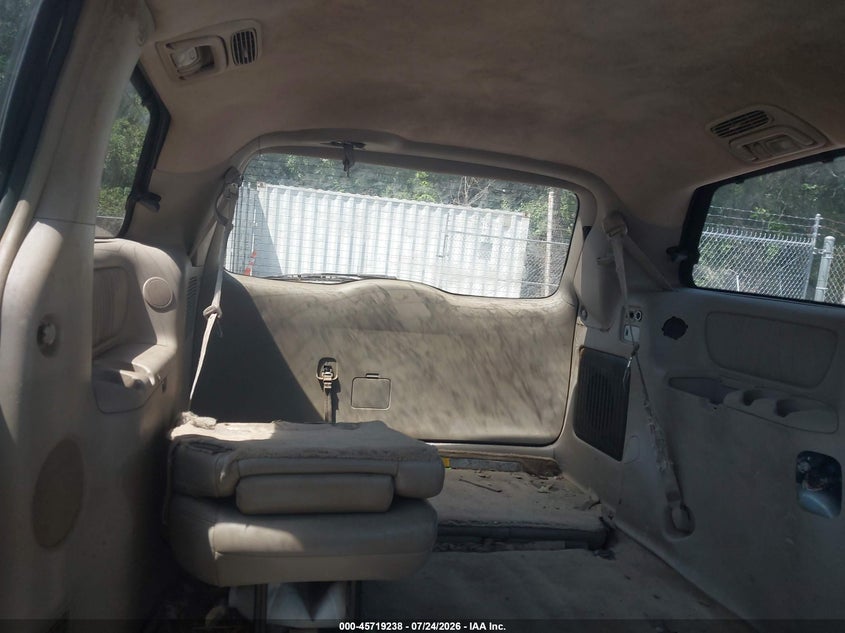 2008 TOYOTA SIENNA auction photo 8