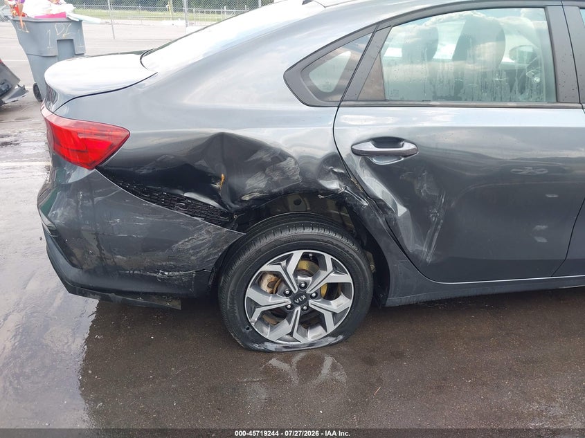 2021 KIA FORTE auction photo 6