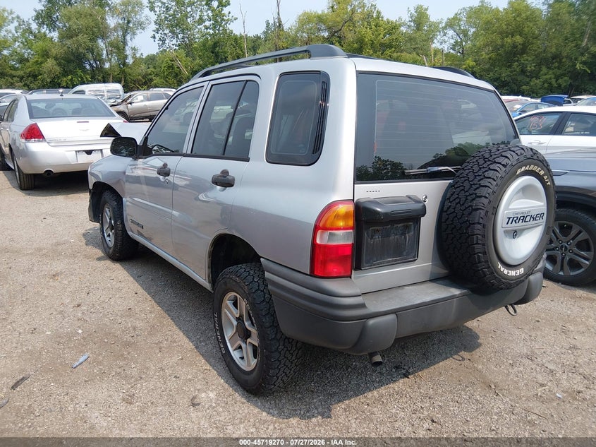 2003 CHEVROLET TRACKER auction photo 3