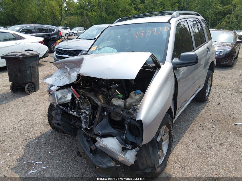 2003 CHEVROLET TRACKER auction photo 6