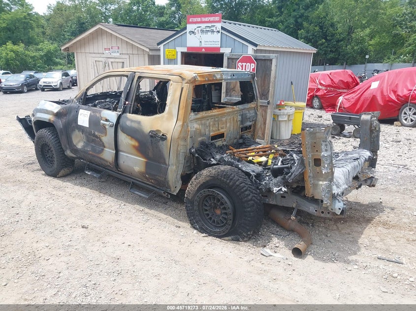 2025 TOYOTA TACOMA auction photo 3