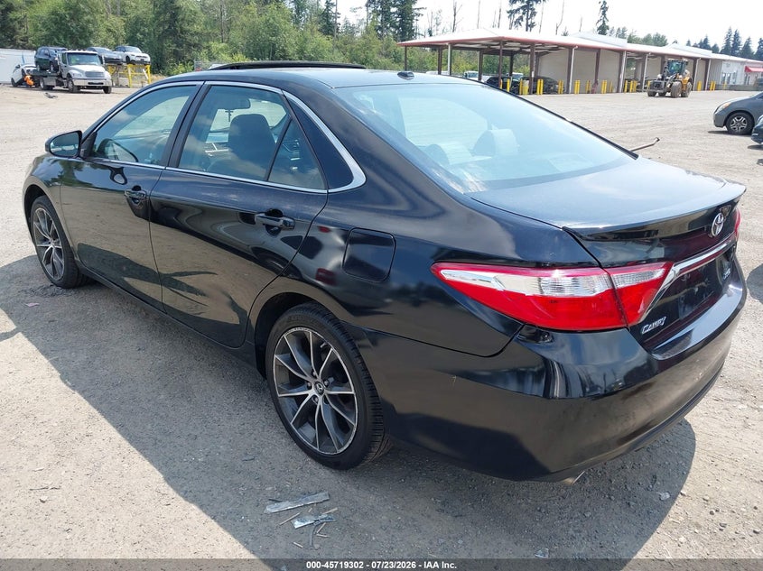 2015 TOYOTA CAMRY auction photo 3