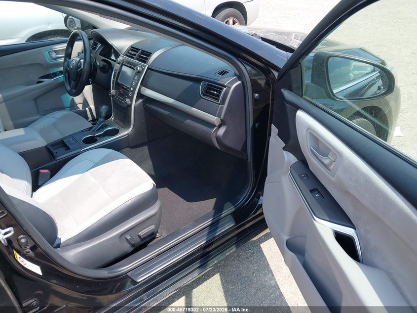 2015 TOYOTA CAMRY auction photo 5
