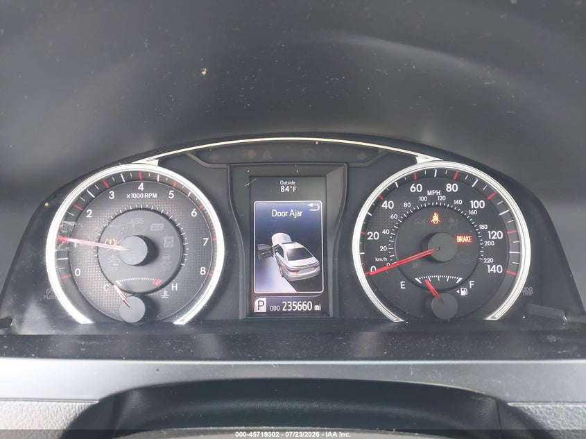 2015 TOYOTA CAMRY auction photo 7