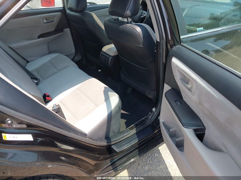2015 TOYOTA CAMRY auction photo 8