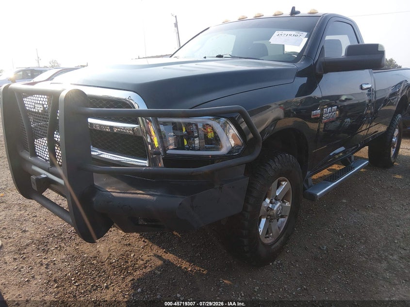 Vin: 3c6mr5bj4eg251656, lot: 46217989, ram 2500 slt 20142