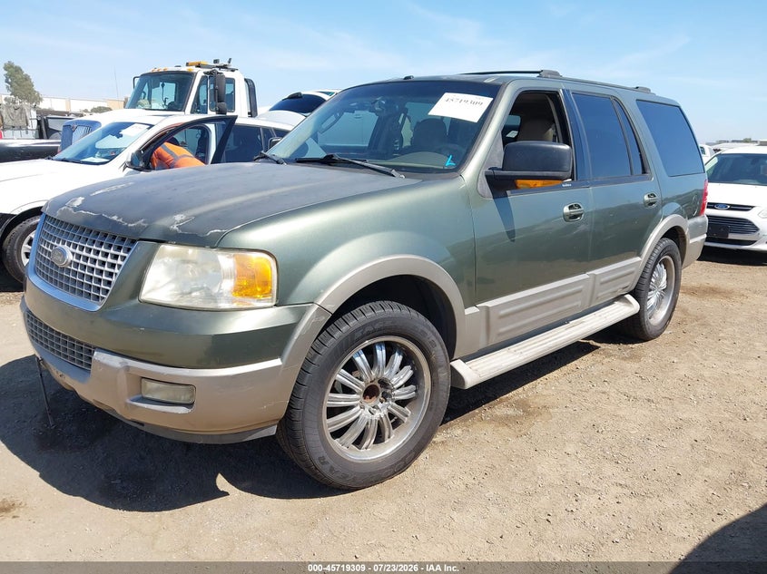 2004 FORD EXPEDITION auction photo 2