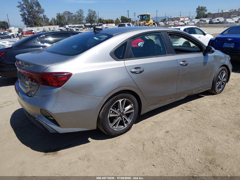 Vin: 3kpf24ad7ne457335, lot: 46218002, kia forte lxs 20224