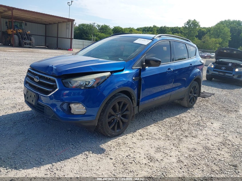 2017 FORD ESCAPE auction photo 2
