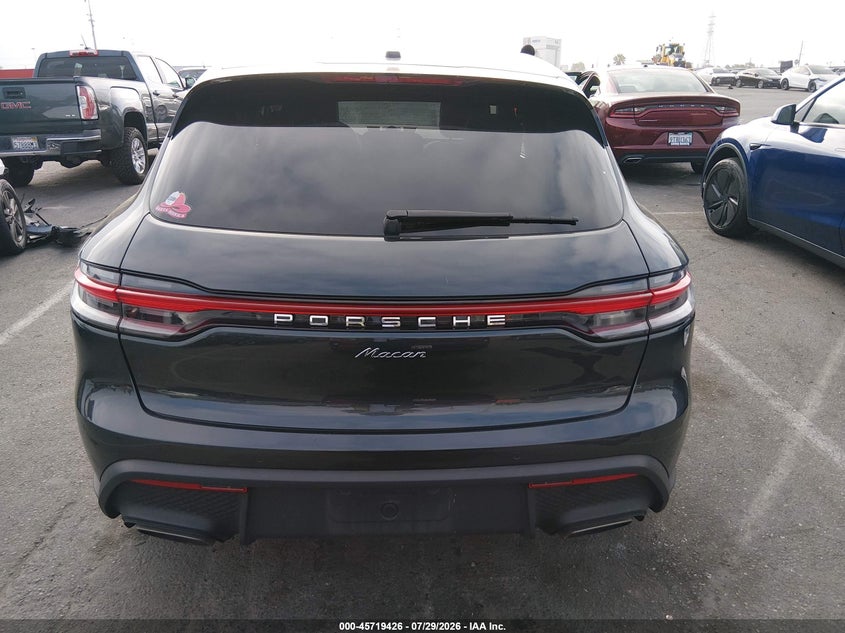 PORSCHE MACAN - zdjęcie 16
