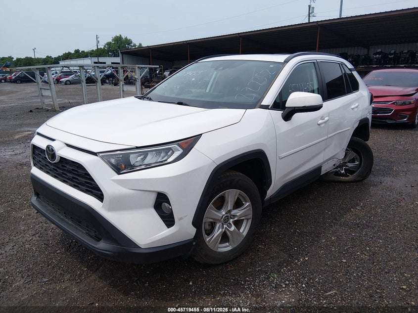 2021 TOYOTA RAV4 auction photo 2