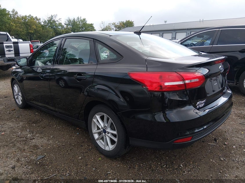 Vin: 1fadp3f20fl280619, lot: 46218138, ford focus se 20153