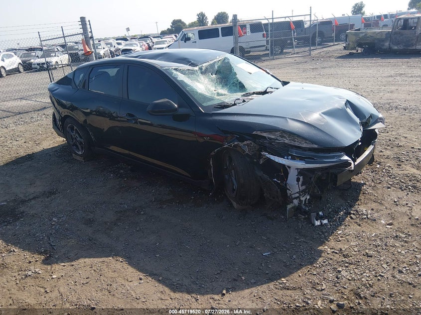 Vin: 3kpft4de9te340645, lot: 46218202, kia k4 lxs 2026 img_1