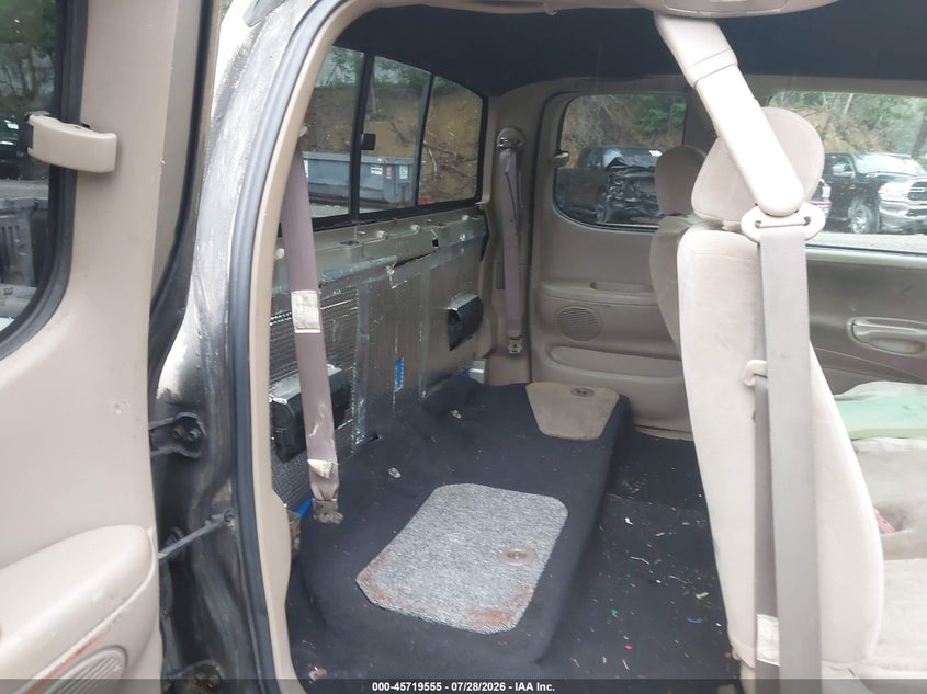 2003 TOYOTA TUNDRA auction photo 8