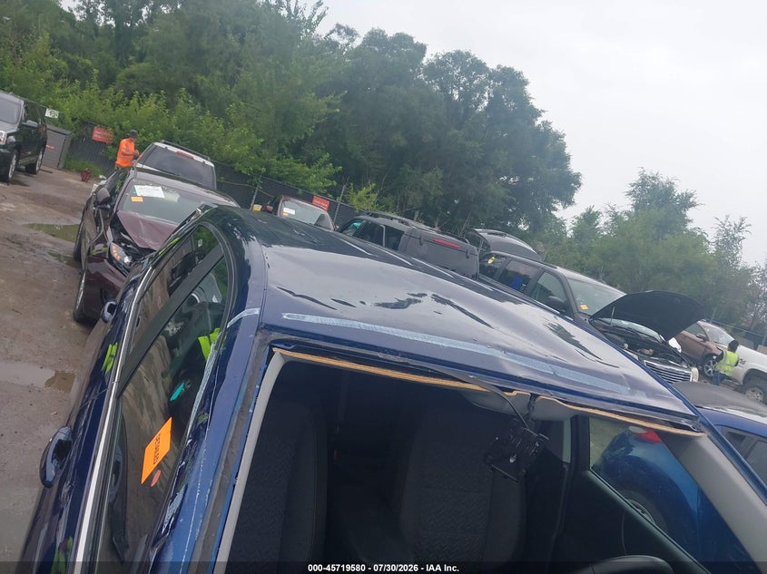 2023 CHEVROLET EQUINOX auction photo 6