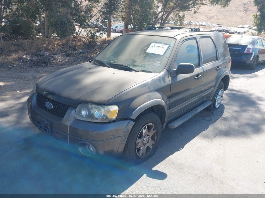 2006 FORD ESCAPE auction photo 2