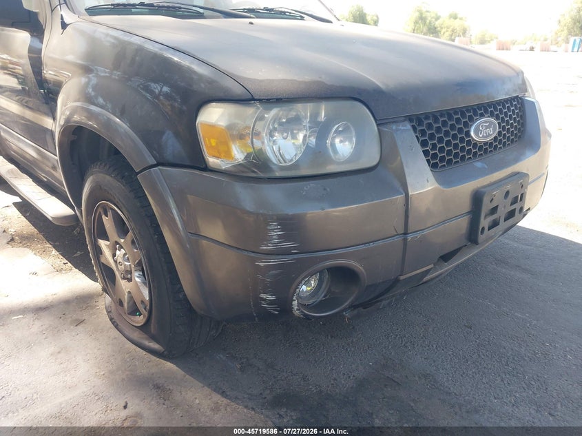 2006 FORD ESCAPE auction photo 6