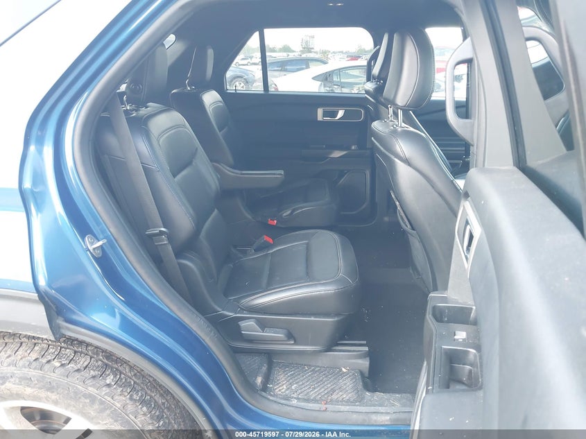 2020 FORD EXPLORER auction photo 8