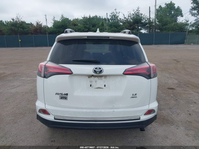 TOYOTA RAV4 - zdjęcie 17
