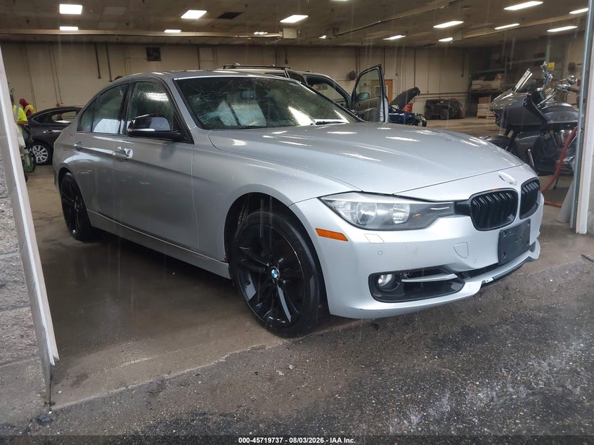 2014 BMW 328I — zdjęcie z aukcji