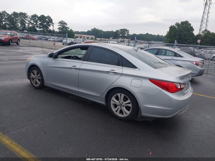 2011 HYUNDAI SONATA auction photo 3