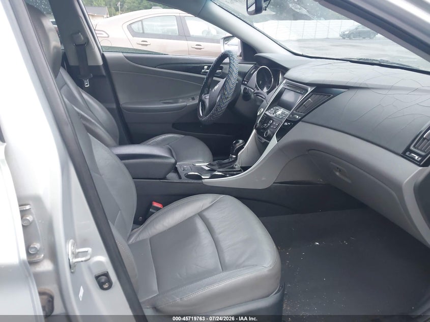 2011 HYUNDAI SONATA auction photo 5