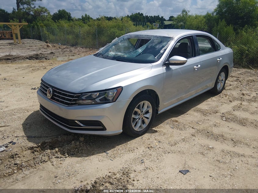 2017 VOLKSWAGEN PASSAT auction photo 2