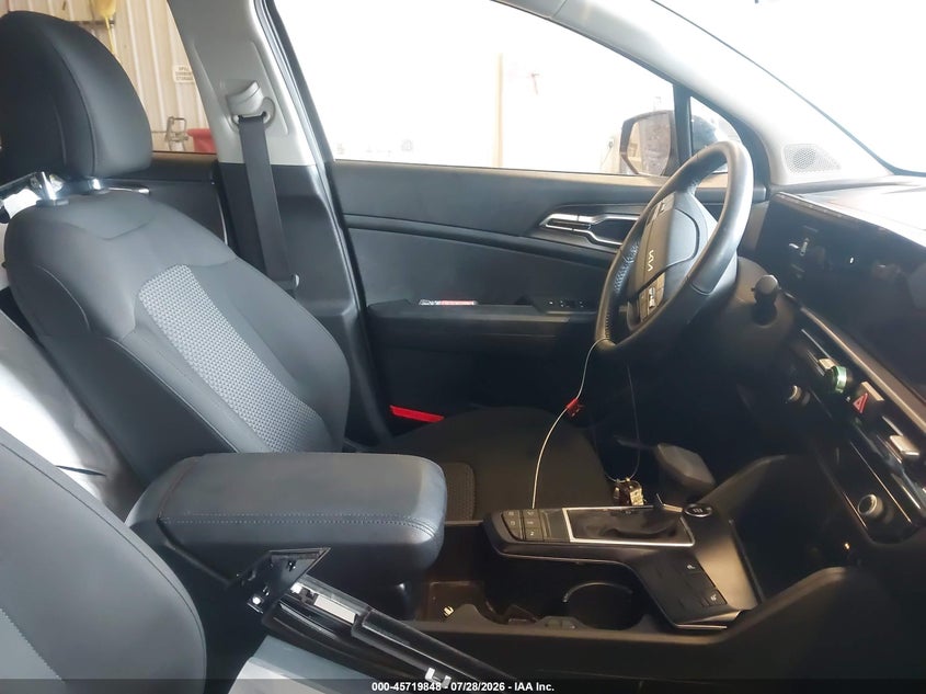2026 KIA SPORTAGE auction photo 5