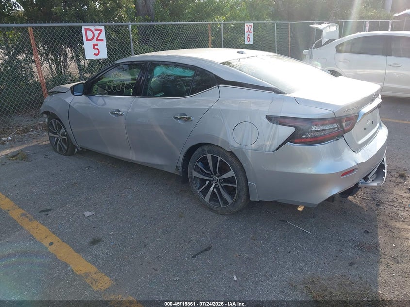 2019 NISSAN MAXIMA auction photo 3