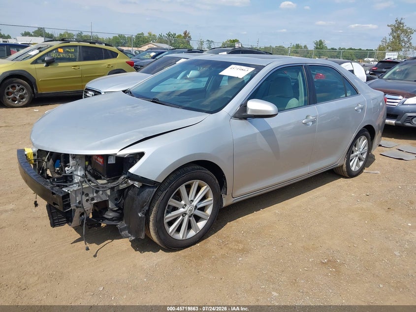 2012 Toyota Camry, Перёд и зад, IAAI, VIN 4T4BF1FK2CR205906 — фото 2