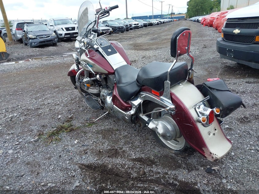 SUZUKI VL1500 2001