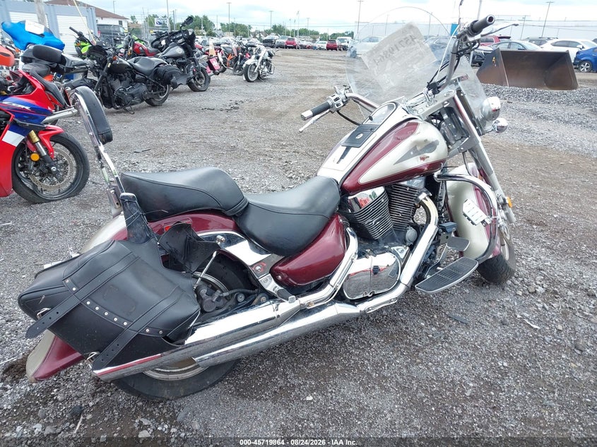 SUZUKI VL1500 2001