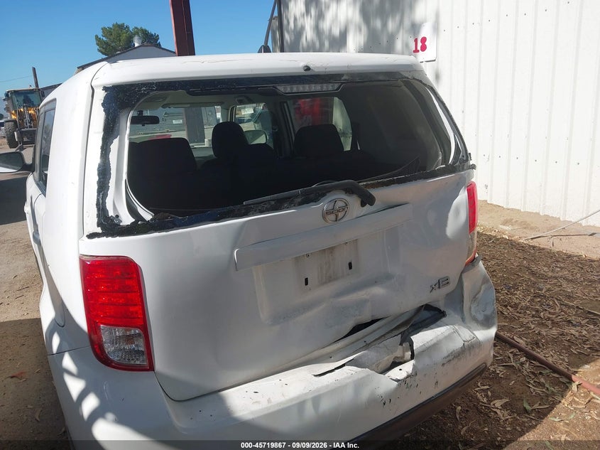SCION XB 2015 VIN JTLZE4FE2FJ068536